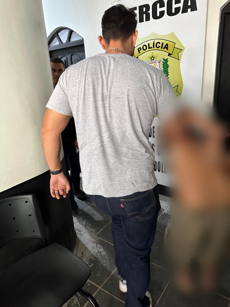 EM SANTANA, POLÍCIA CIVIL PRENDE INDIVÍDUO ACUSADO PELA PRÁTICA DO CRIME DE ESTUPRO DE VULNERÁVEL